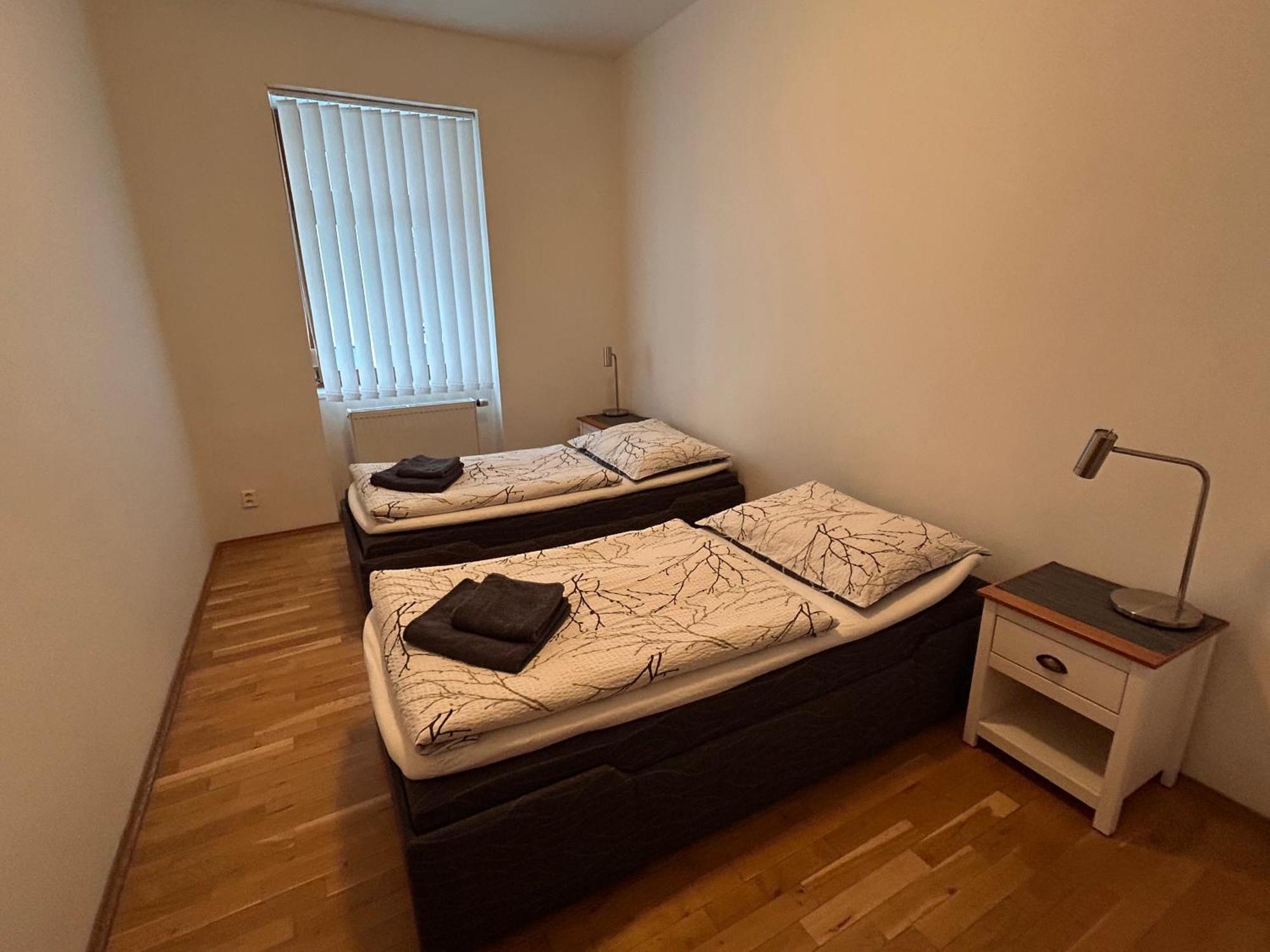 Karlin Apartament *